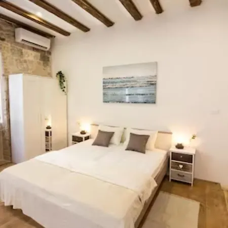 Casa Pandula شقة *